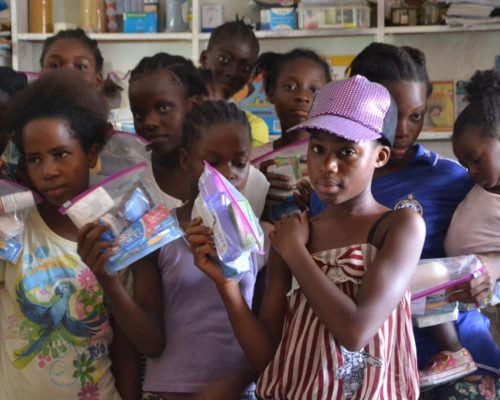 Liberian Community of Boston  donates to KEEP