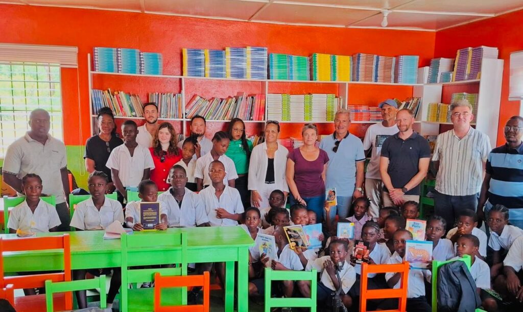 Ambassadors Witness the Power of Reading
